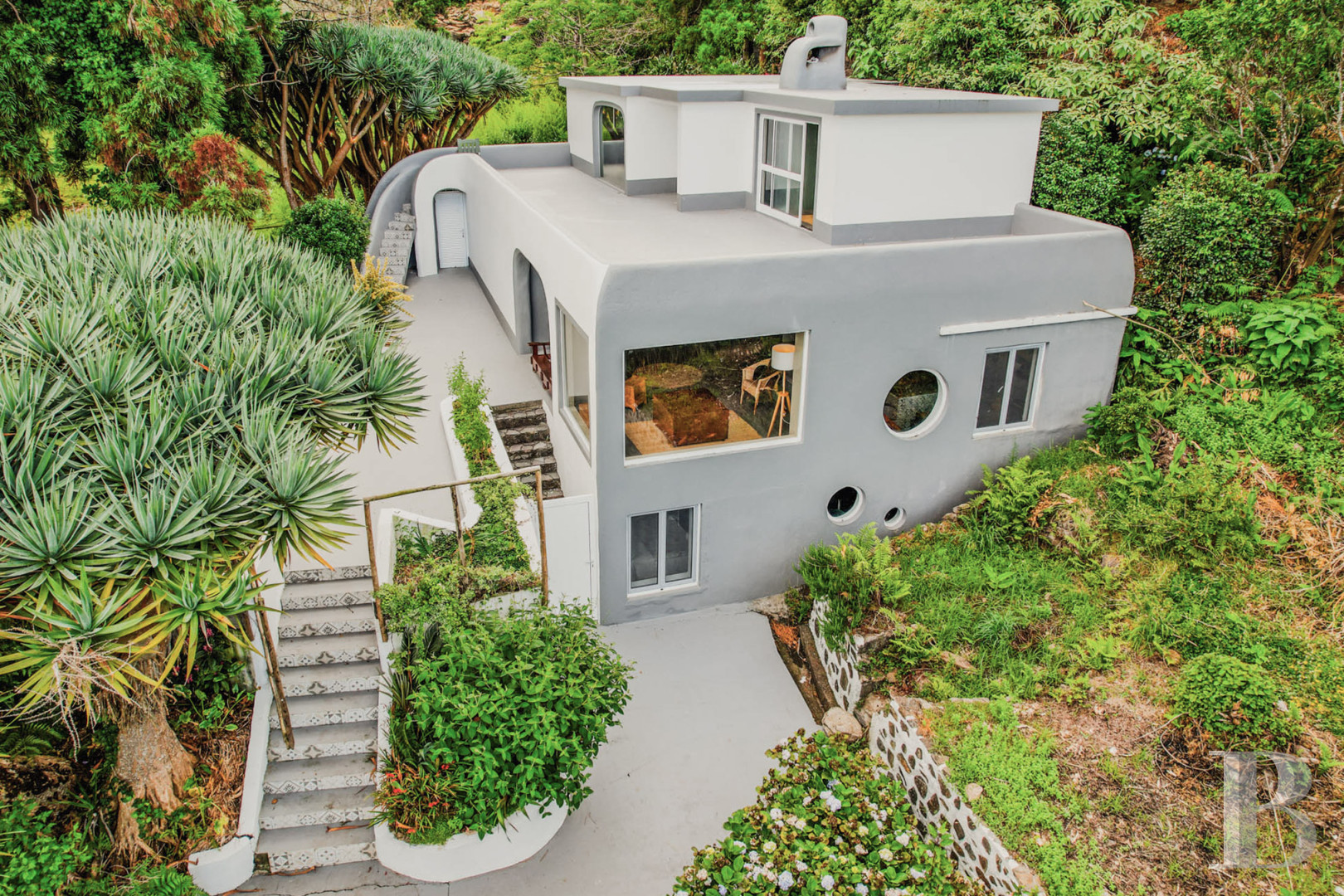 Stay in a 1970s villa on the island of Flores, in the Azores archipelago - photo  n°1
